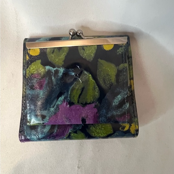 PATRICIA NASH  Bi-Fold Wallet REITI w /change purse Leather new without tags - Picture 1 of 5